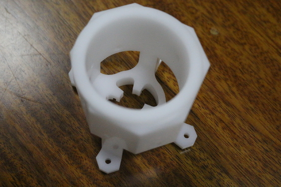 プラスチック部品の最高を機械で造る透明で明確なCNCはアクリルPMMAを磨いた